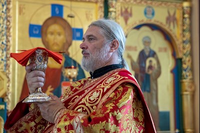 Митрополит Игнатий совершил Божественную литургию в Свято-Никольском мужском монастыре г. Саратова