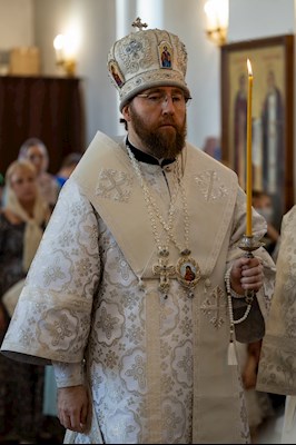Митрополит Игнатий совершил всенощное бдение в храме в честь Нерукотворного Образа Спасителя г. Саратова