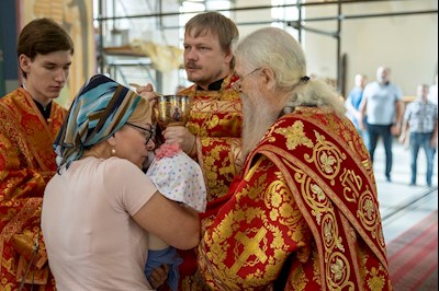 Митрополит Игнатий совершил Божественную литургию в Свято-Никольском мужском монастыре г. Саратова