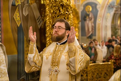 Митрополит Игнатий совершил ночное рождественское богослужение