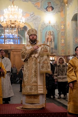 Митрополит Игнатий совершил всенощное бдение в Покровском соборе г. Саратова