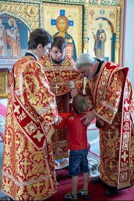 Митрополит Игнатий совершил Божественную литургию в Свято-Никольском мужском монастыре г. Саратова