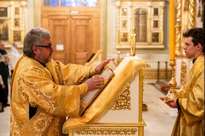 Митрополит Игнатий совершил всенощное бдение в Покровском соборе г. Саратова