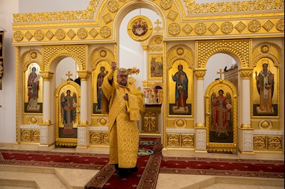Митрополит Игнатий совершил Божественную литургию в университетском храме святых равноапостольных Мефодия и Кирилла