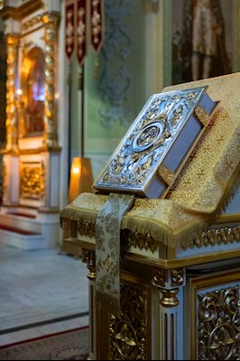 Митрополит Игнатий совершил всенощное бдение в Покровском соборе г. Саратова