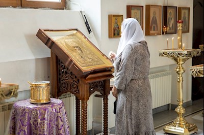 Митрополит Игнатий совершил Божественную литургию в Свято-Никольском мужском монастыре г. Саратова