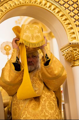 Митрополит Игнатий совершил Божественную литургию в университетском храме святых равноапостольных Мефодия и Кирилла