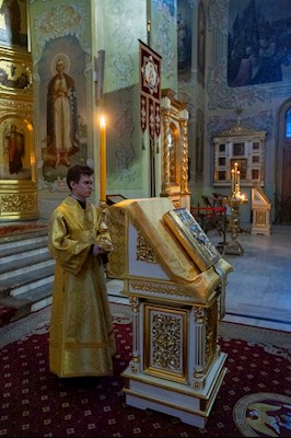 Митрополит Игнатий совершил всенощное бдение в Покровском соборе г. Саратова