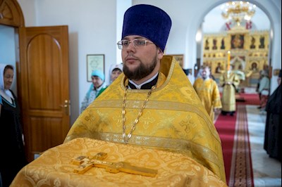 Митрополит Игнатий совершил Божественную литургию в Свято-Алексиевском женском монастыре г. Саратова