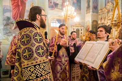 Митрополит Игнатий совершил всенощное бдение в Покровском соборе г. Саратова
