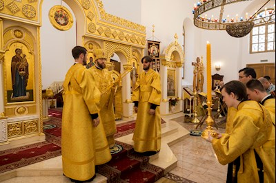 Митрополит Игнатий совершил Божественную литургию в университетском храме святых равноапостольных Мефодия и Кирилла