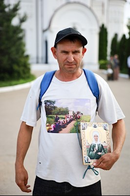 Митрополит Игнатий совершил Литургию в храме великомученика Георгия Победоносца г. Саратова