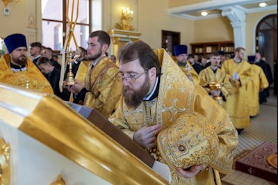 Митрополит Игнатий совершил Божественную литургию в храме апостола и евангелиста Иоанна Богослова при СПДС