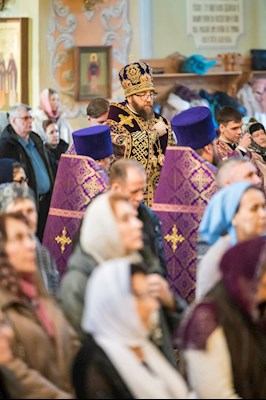 Митрополит Игнатий совершил всенощное бдение в Покровском соборе г. Саратова
