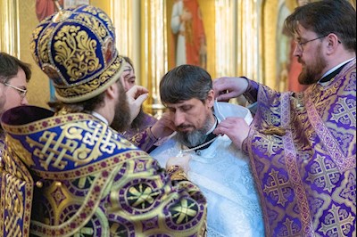 Митрополит Игнатий совершил Божественную литургию в Покровском соборе г. Саратова