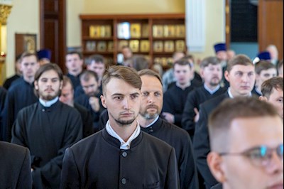 Митрополит Игнатий совершил Божественную литургию в храме апостола и евангелиста Иоанна Богослова при СПДС