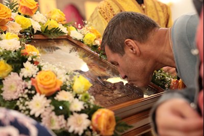 Всенощное бдение в Петропавловском храме г. Саратова