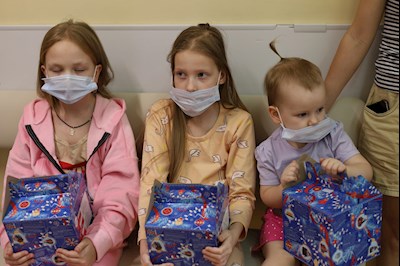 Представители женсовета посетили детскую больницу