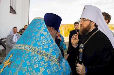 Митрополит Игнатий совершил Божественную литургию в храме святого апостола и евангелиста Иоанна Богослова с. Казанла Базарно-Карабулакского района