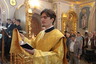 Митрополит Игнатий совершил Божественную литургию в Свято-Троицком кафедральном соборе г. Саратова