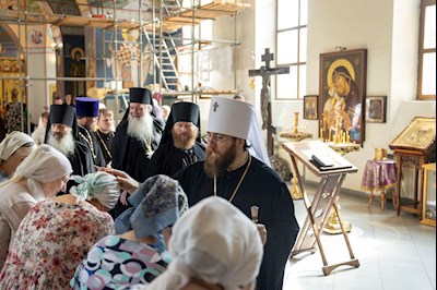Митрополит Игнатий совершил Божественную литургию в Свято-Никольском мужском монастыре г. Саратова