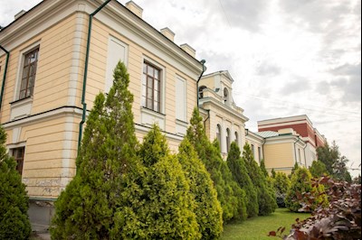 Митрополит Игнатий совершил Божественную литургию в Свято-Никольском мужском монастыре г. Саратова