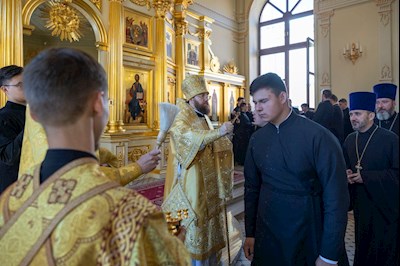 Митрополит Игнатий совершил Божественную литургию в храме апостола и евангелиста Иоанна Богослова при СПДС