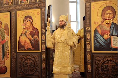 Всенощное бдение в Петропавловском храме г. Саратова