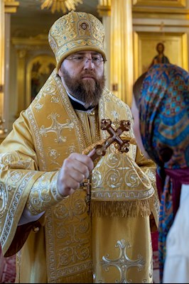 Митрополит Игнатий совершил Божественную литургию в храме апостола и евангелиста Иоанна Богослова при СПДС