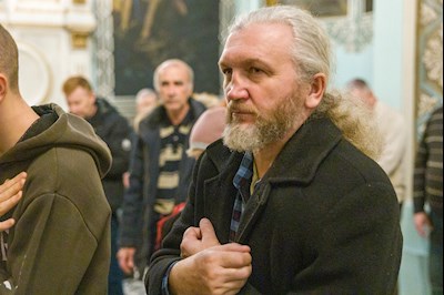 Митрополит Игнатий совершил Божественную литургию в Духосошественском соборе г. Саратова
