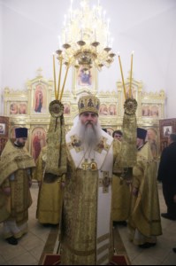 Божественная литургия в храме святителя Иоанна Златоуста в п. Зональный г.Саратова