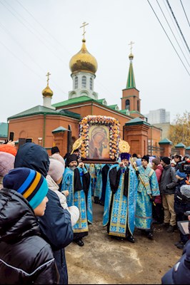 В Саратове прошел традиционный крестный ход с Казанской иконой Божией Матери