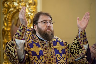 Митрополит Игнатий совершил Божественную литургию в Покровском соборе г. Саратова