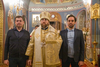 Митрополит Игнатий совершил ночное рождественское богослужение