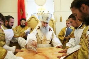 Великое освящение храма в честь святого благоверного князя Михаила Черниговского и боярина его Феодора г. Саратова