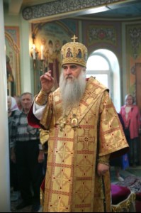 Божественная литургия в храме во имя Всех святых, в земле Российской просиявших, г.Саратова