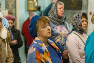 Митрополит Игнатий совершил Божественную литургию в Духосошественском соборе г. Саратова
