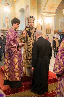 Митрополит Игнатий совершил всенощное бдение в Покровском соборе г. Саратова