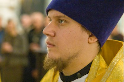 Митрополит Игнатий совершил Божественную литургию в Духосошественском соборе г. Саратова