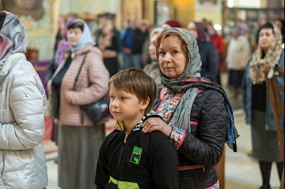 Митрополит Игнатий совершил Божественную литургию в Покровском соборе г. Саратова