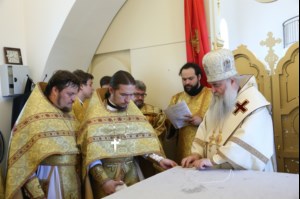 Великое освящение храма в честь святого благоверного князя Михаила Черниговского и боярина его Феодора г. Саратова