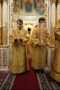 Божественная литургия в храме во имя Всех святых, в земле Российской просиявших, г.Саратова