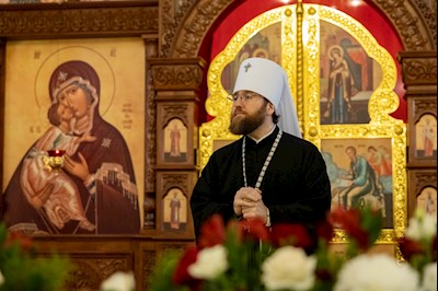 Митрополит Игнатий совершил всенощное бдение в храме в честь Нерукотворного Образа Спасителя г. Саратова