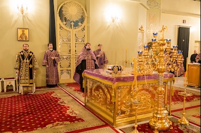 Митрополит Игнатий совершил всенощное бдение в Покровском соборе г. Саратова