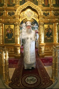 Крещальная литургия в Свято-Троицком соборе Саратова