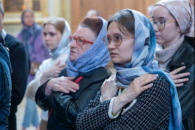 Митрополит Игнатий совершил Божественную литургию в Покровском соборе г. Саратова