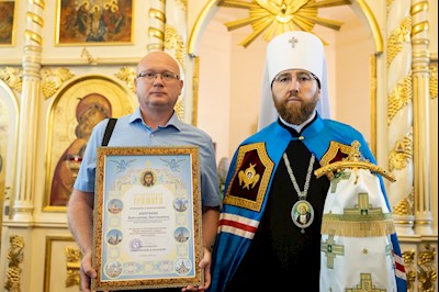 Митрополит Игнатий совершил Божественную литургию в Серафимовском храме г. Саратова