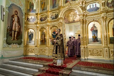 Митрополит Игнатий совершил всенощное бдение в Покровском соборе г. Саратова