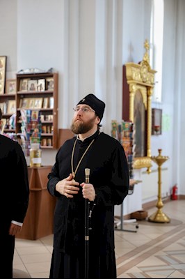 Митрополит Игнатий совершил объезд саратовских храмов
