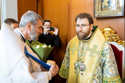 Митрополит Игнатий совершил Божественную литургию в Духосошественском соборе г. Саратова